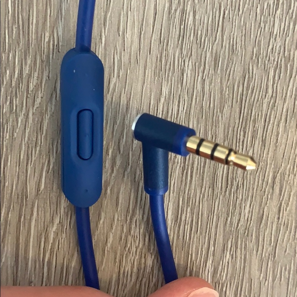 Beat Headphones - Picture 4 of 7